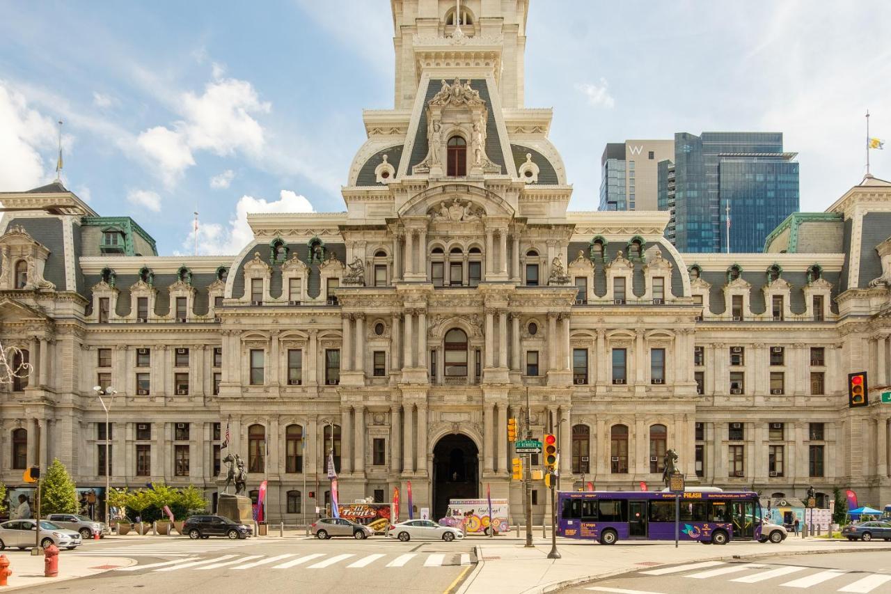 Frontdesk I The Cosmopolitan Apts Philadelphia Appartamento Esterno foto